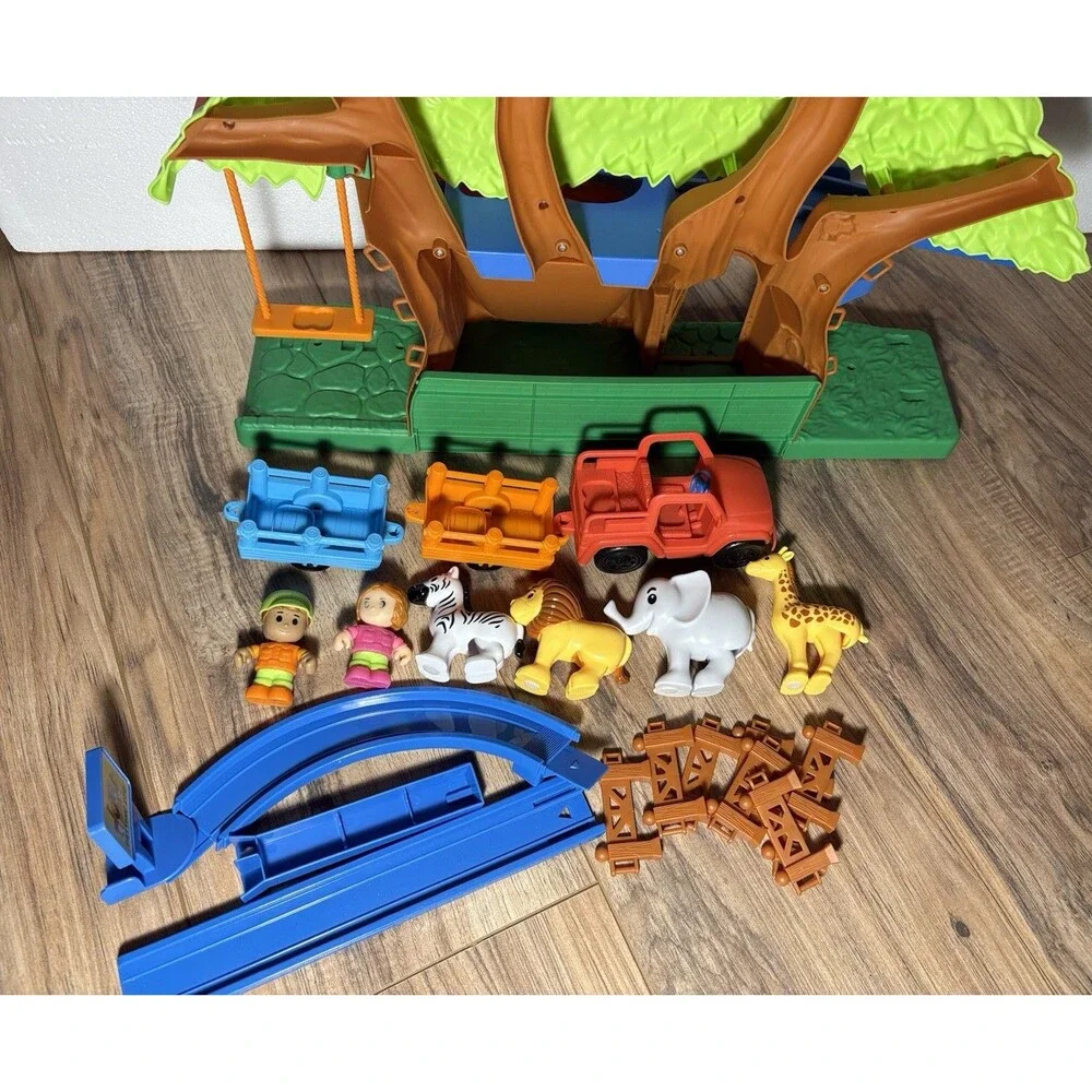 Kids Connection Action Play Zoo Set 22